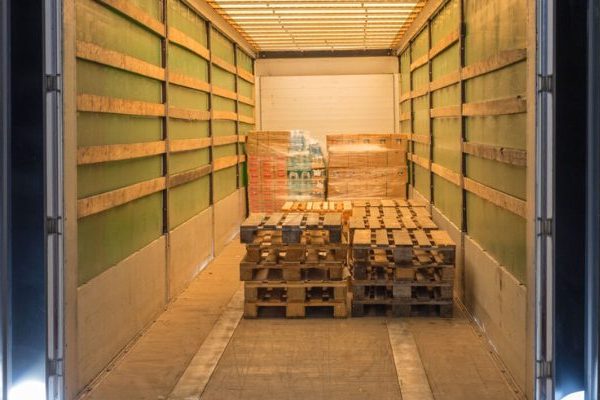 Boosting Mail and Courier Delivery Efficiency: How Truck Dunnage Enhances Cargo Protection and Streamlines Operations